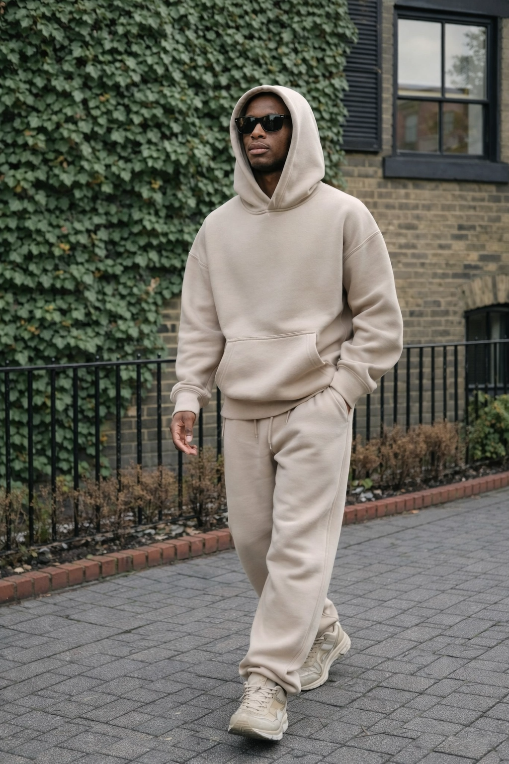 HOODINY- Tracksuit Sand Riddle